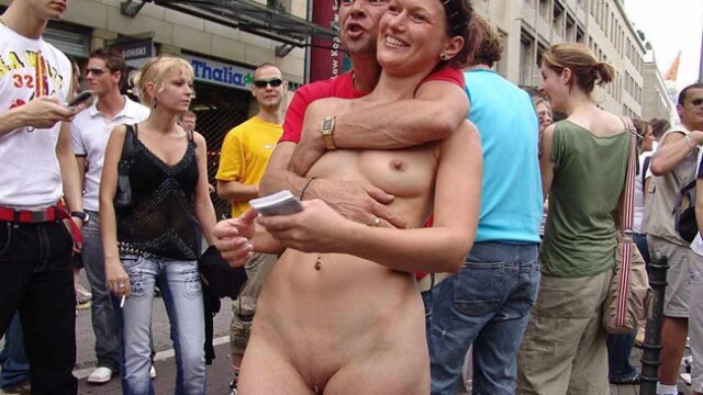 Public Nude Pics