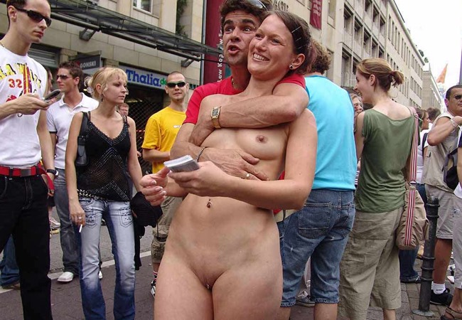 public-nude-pics